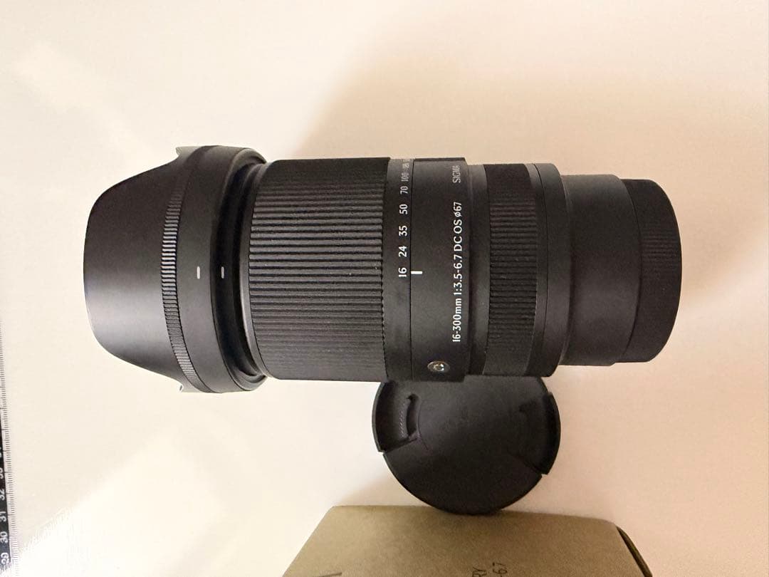 SIGMA 16-300mm F3.5-6.7 レンズ