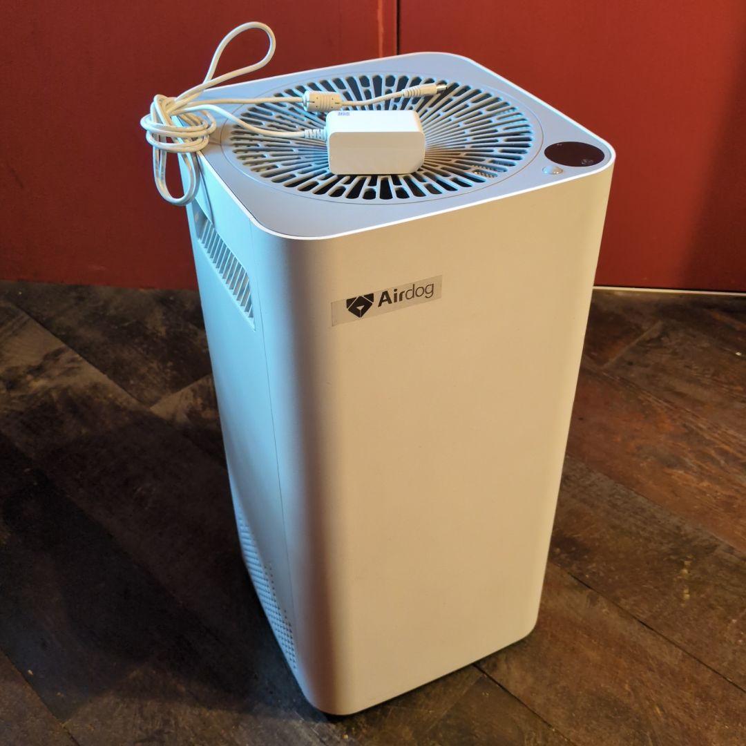 ジャンク品　Airdog 空気清浄機 タワー型 ホワイト　KJ-200F X-3