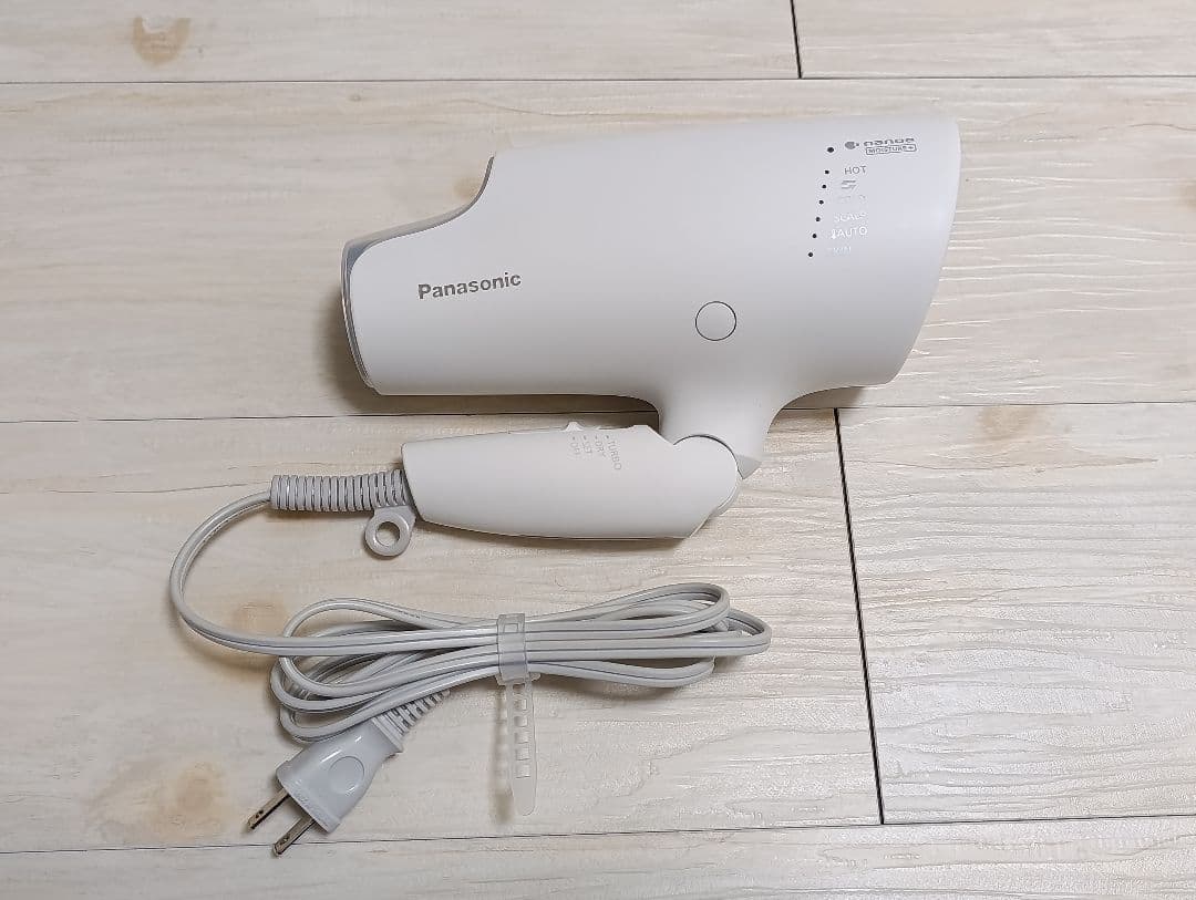 パナソニック ナノケア Panasonic EH-NA0G 22年製 WH