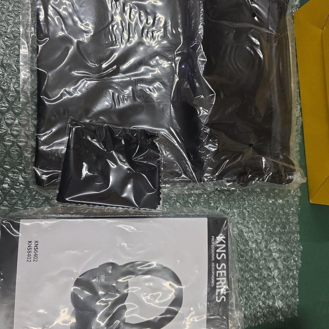 KRK Systems KNS8402 ヘッドフォン