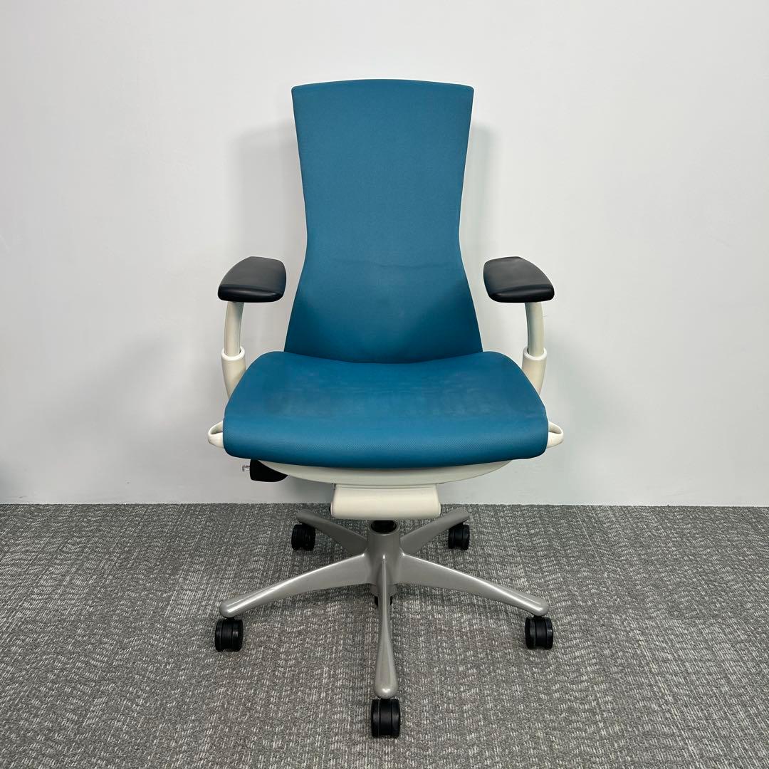 I エンボディチェア ハーマンミラー ホワイト Embody ブルー系