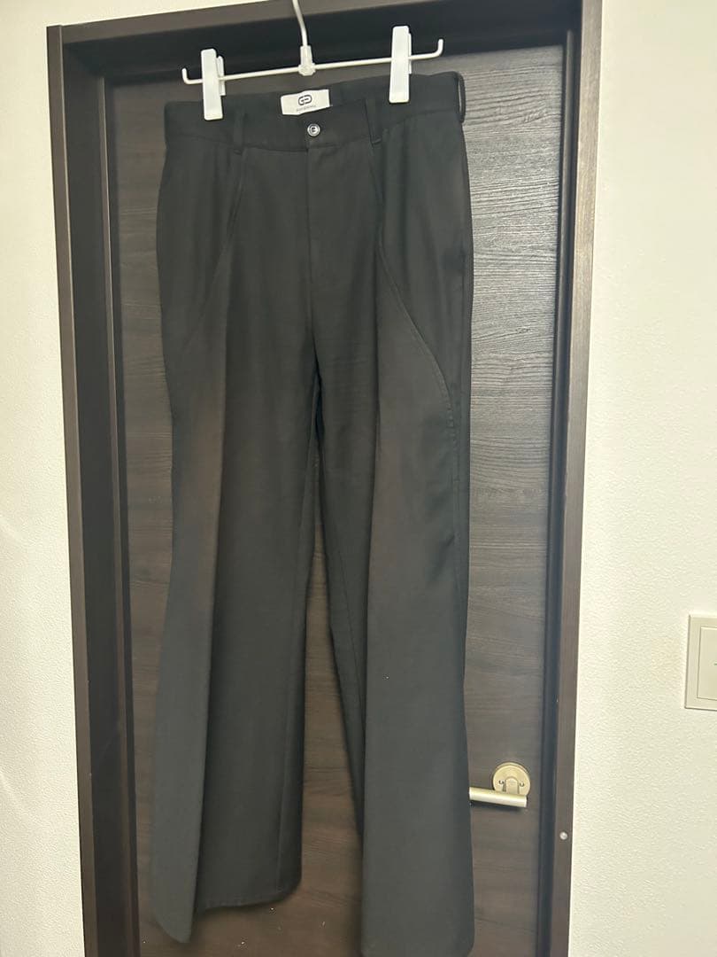 パンツ GOAT ESSENCE TUCK FLARE PANTS