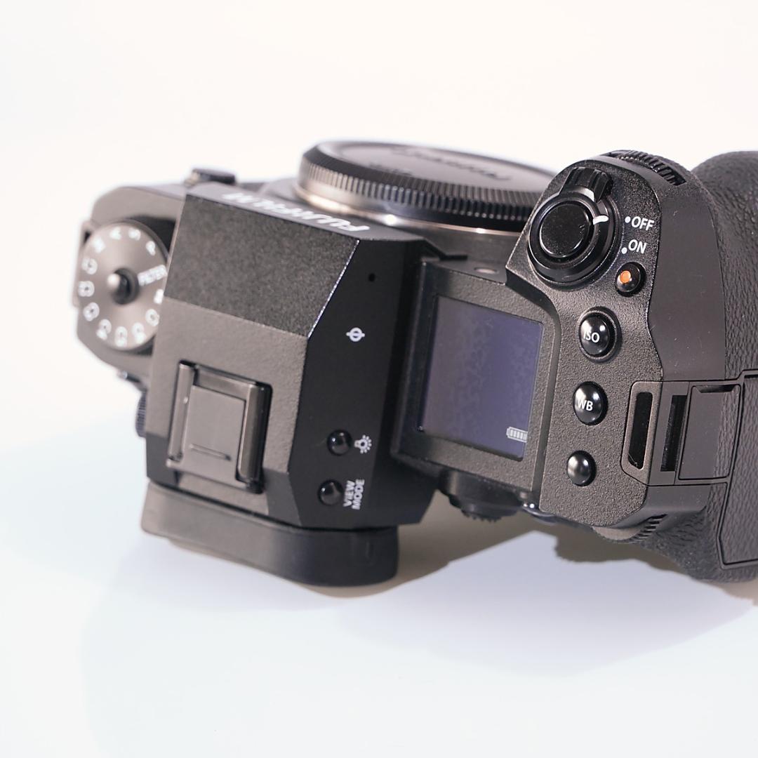 【美品】FUJIFILM X-H2 ボディ＋チャージャー・バッテリー2個