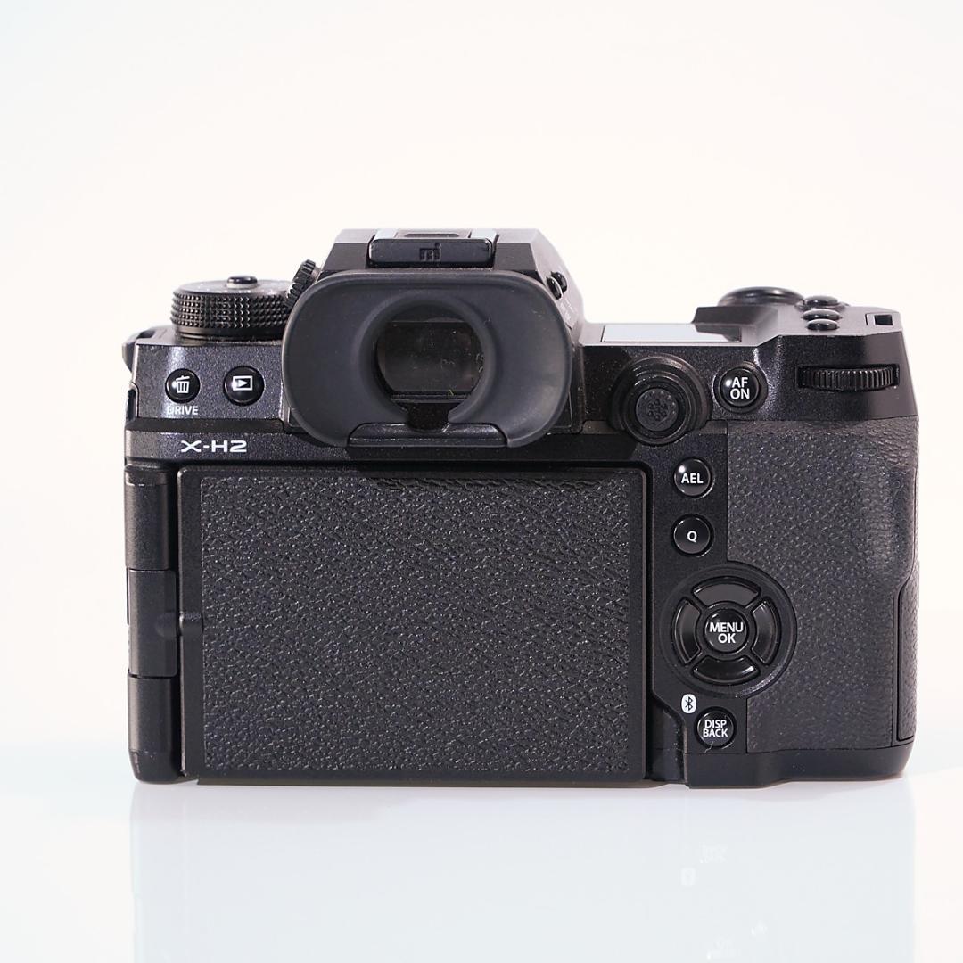 【美品】FUJIFILM X-H2 ボディ＋チャージャー・バッテリー2個