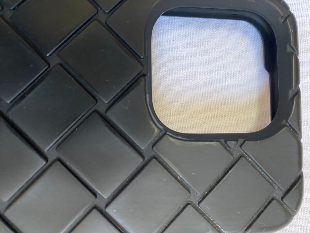 BOTTEGAVENETA iPhoneケース１５proブラック