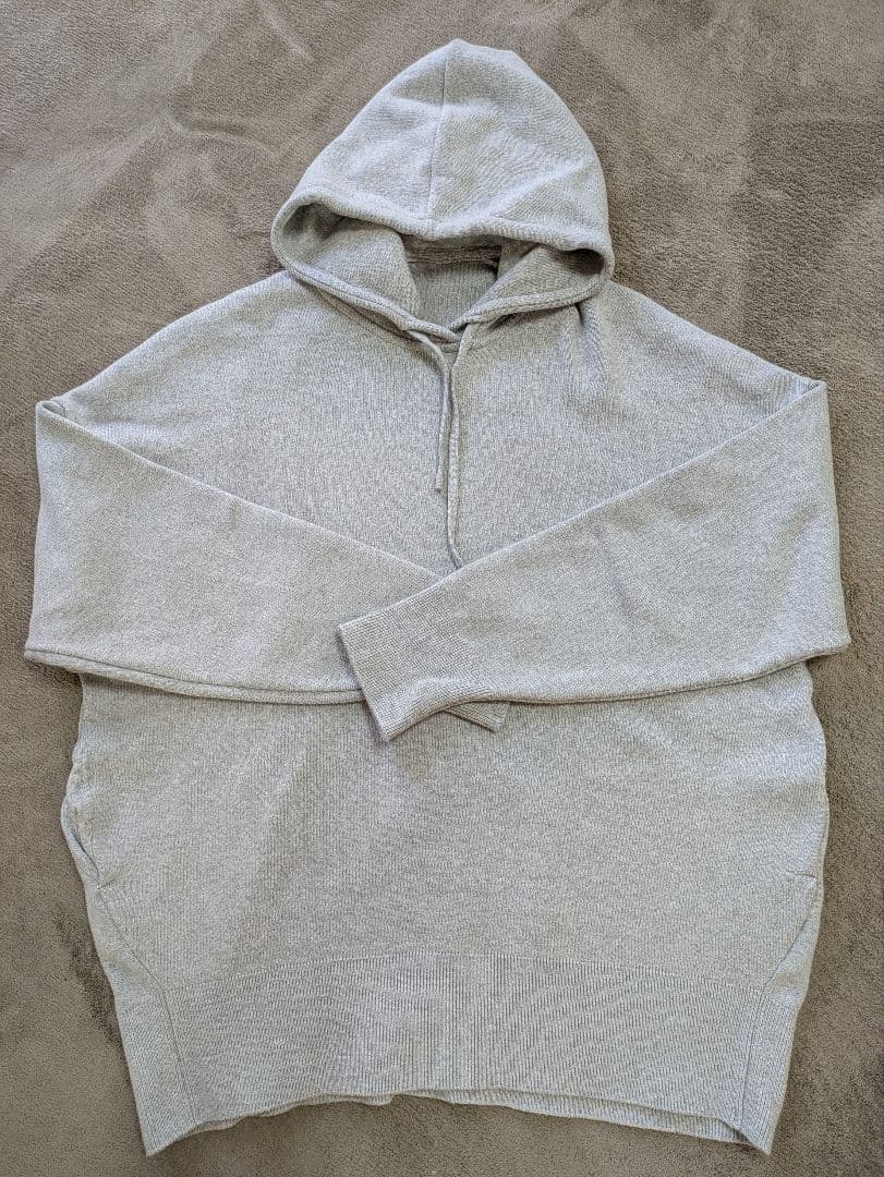 Deuxieme Classeドゥーズィエムクラススムーズトップフーディ