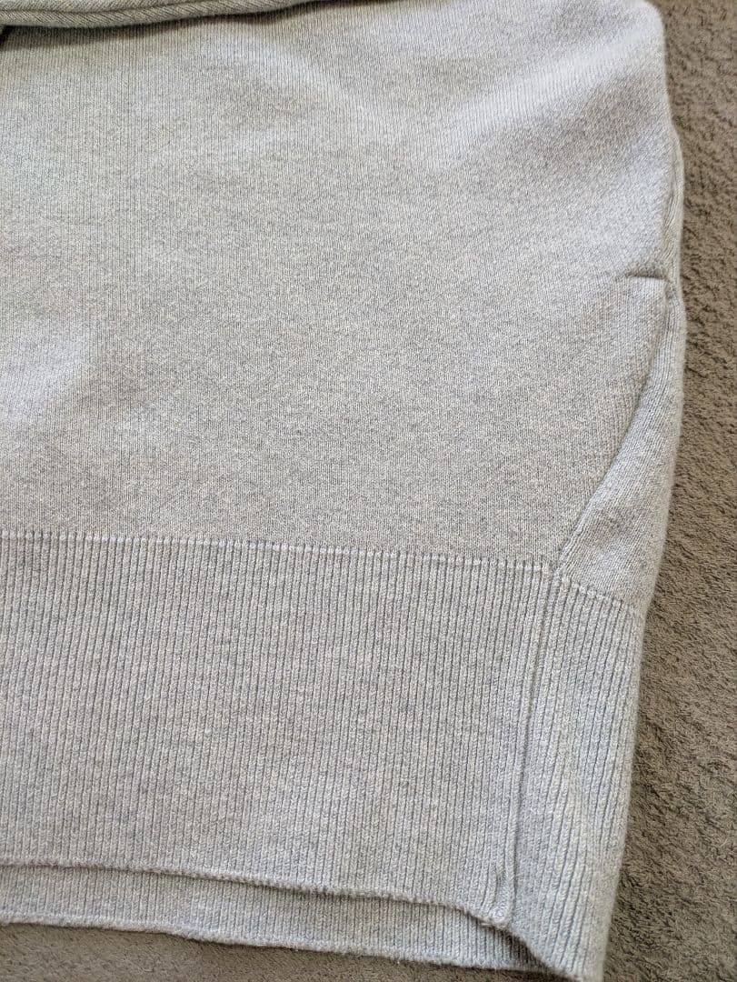 Deuxieme Classeドゥーズィエムクラススムーズトップフーディ