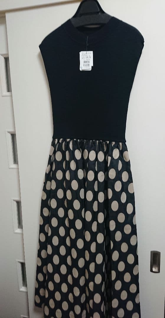 『新品未使用』ブラック ドットワンピース Aライン 日本製 フェンネル☆