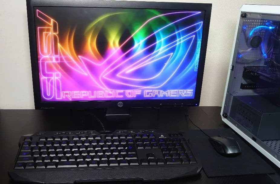 ひろっく i5 メモリ16GB SSD256GB gtx1050