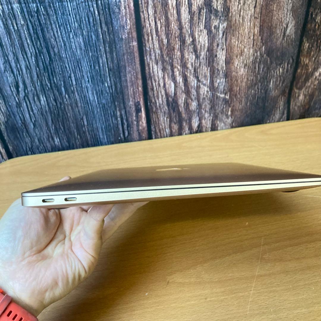 【美品】Apple MacBook Air 2020 M1 初期化済