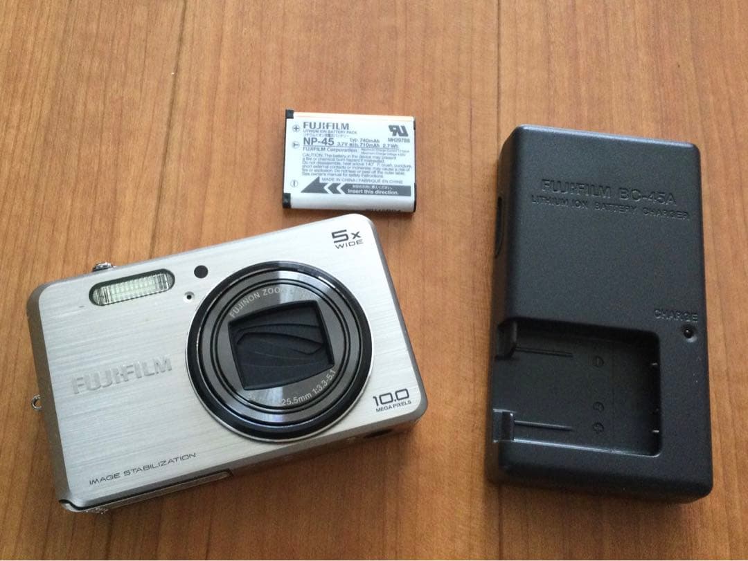 ✳︎FUJIFILM フジフィルム　FINEPIX J250 デジタルカメラ✳︎