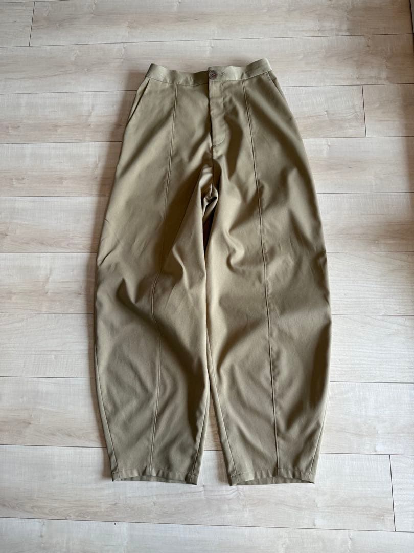 någonsstans・パンツ