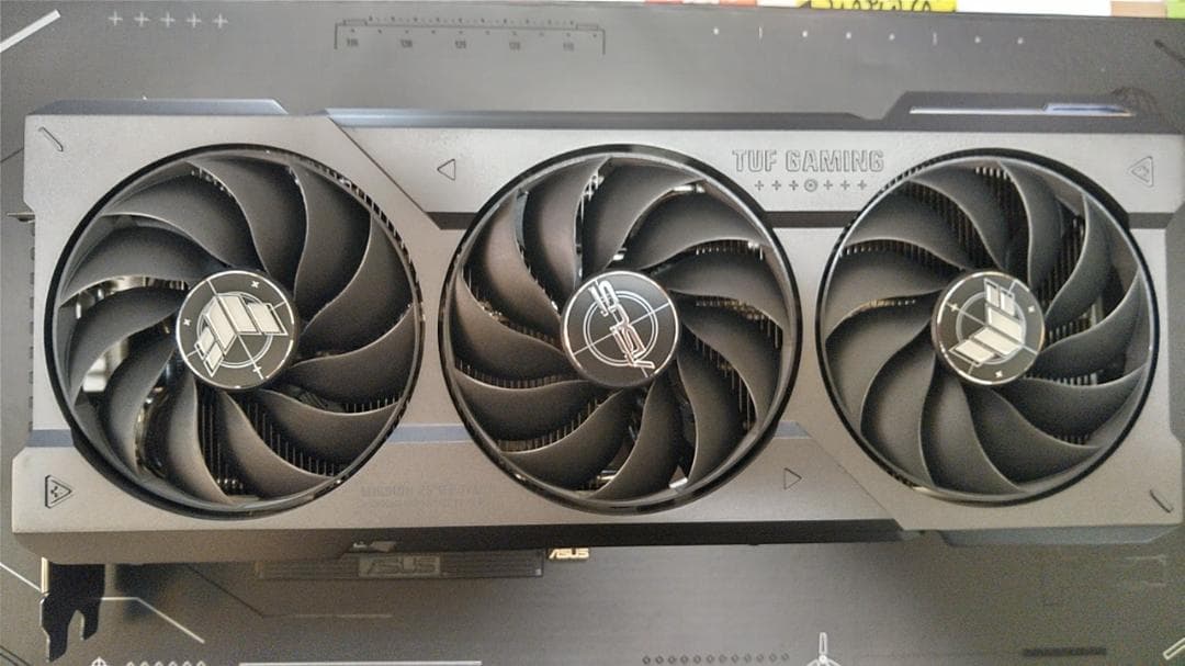 グラフィックボード・グラボ・ビデオカード TUF-RTX4070TIS-O16G-GAMING