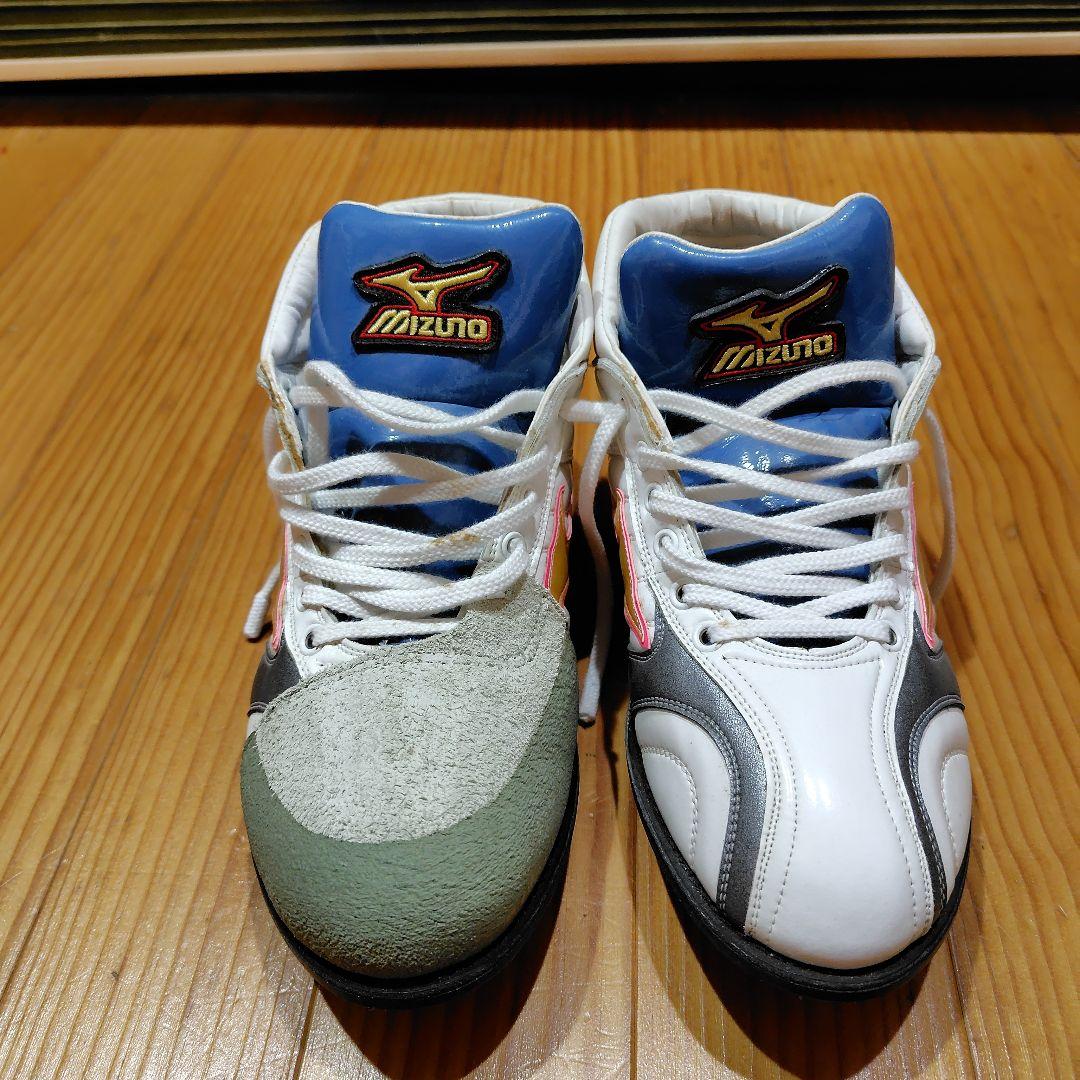 野球スパイク　Mizuno ミドルカットスパイクシューズ　25.5cm