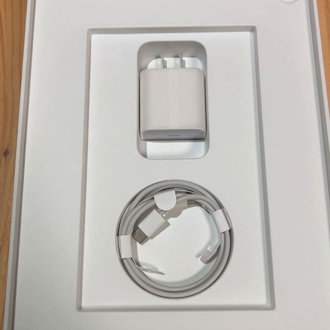 Wi-Fi 本体 iPad Air 5 64 GB 991 スターライト