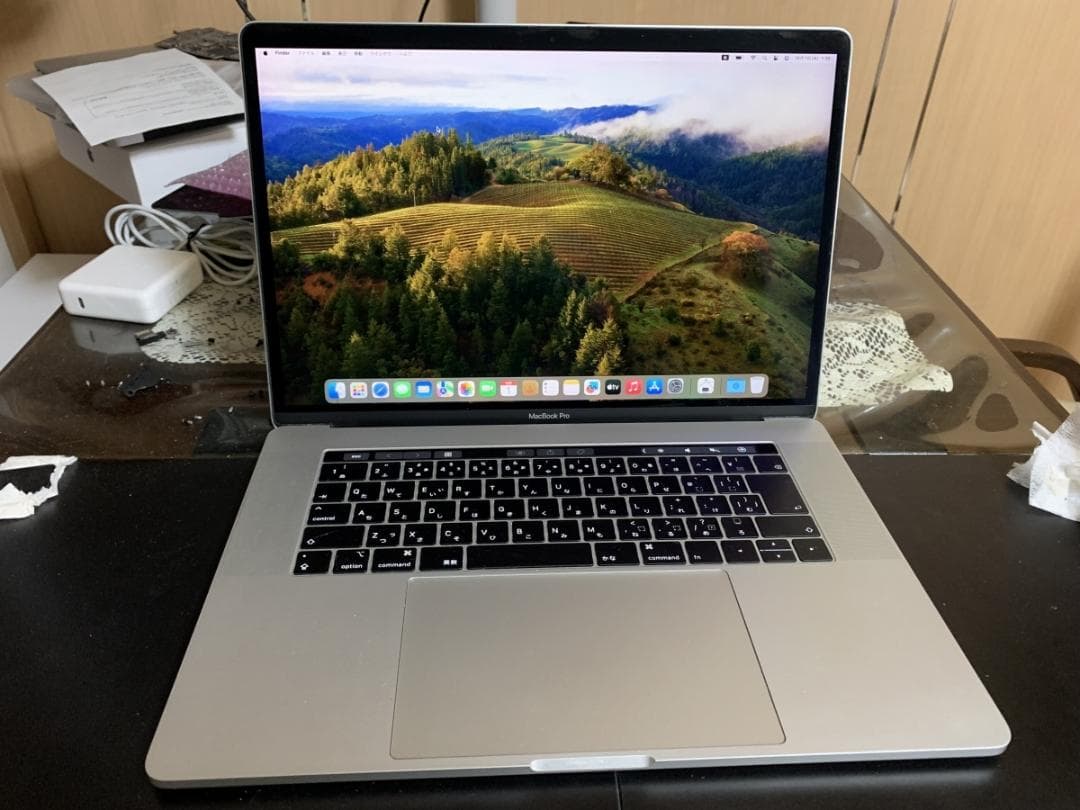 美品 MacBook Pro A1990 2019 i7/16GB/256GB