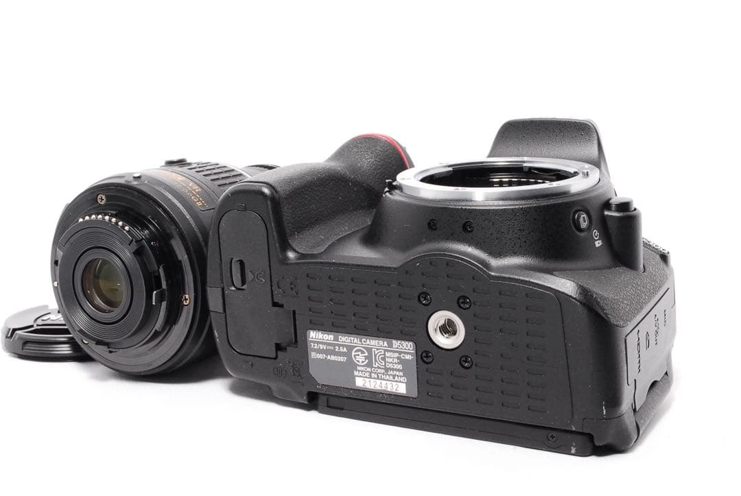 シャッター数少なめ◆Nikon D5300◆WiFiで楽々転送◆一眼レフカメラ◆