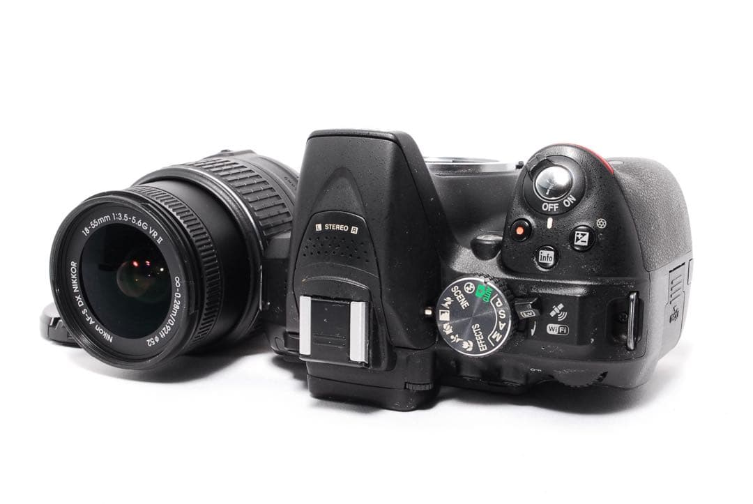 シャッター数少なめ◆Nikon D5300◆WiFiで楽々転送◆一眼レフカメラ◆