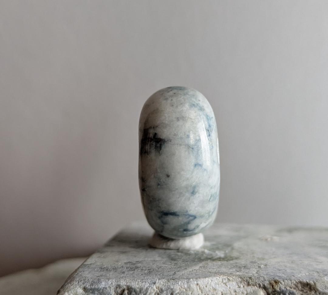 t*t様 横川翡翠勾玉　糸魚川翡翠勾玉　青翡翠　国石