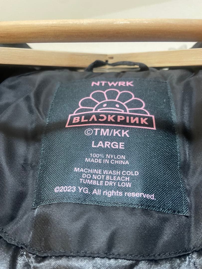 クリスマス限定値引き‼️BLACKPINK Lサイズ　隣のジンガロ　村上隆