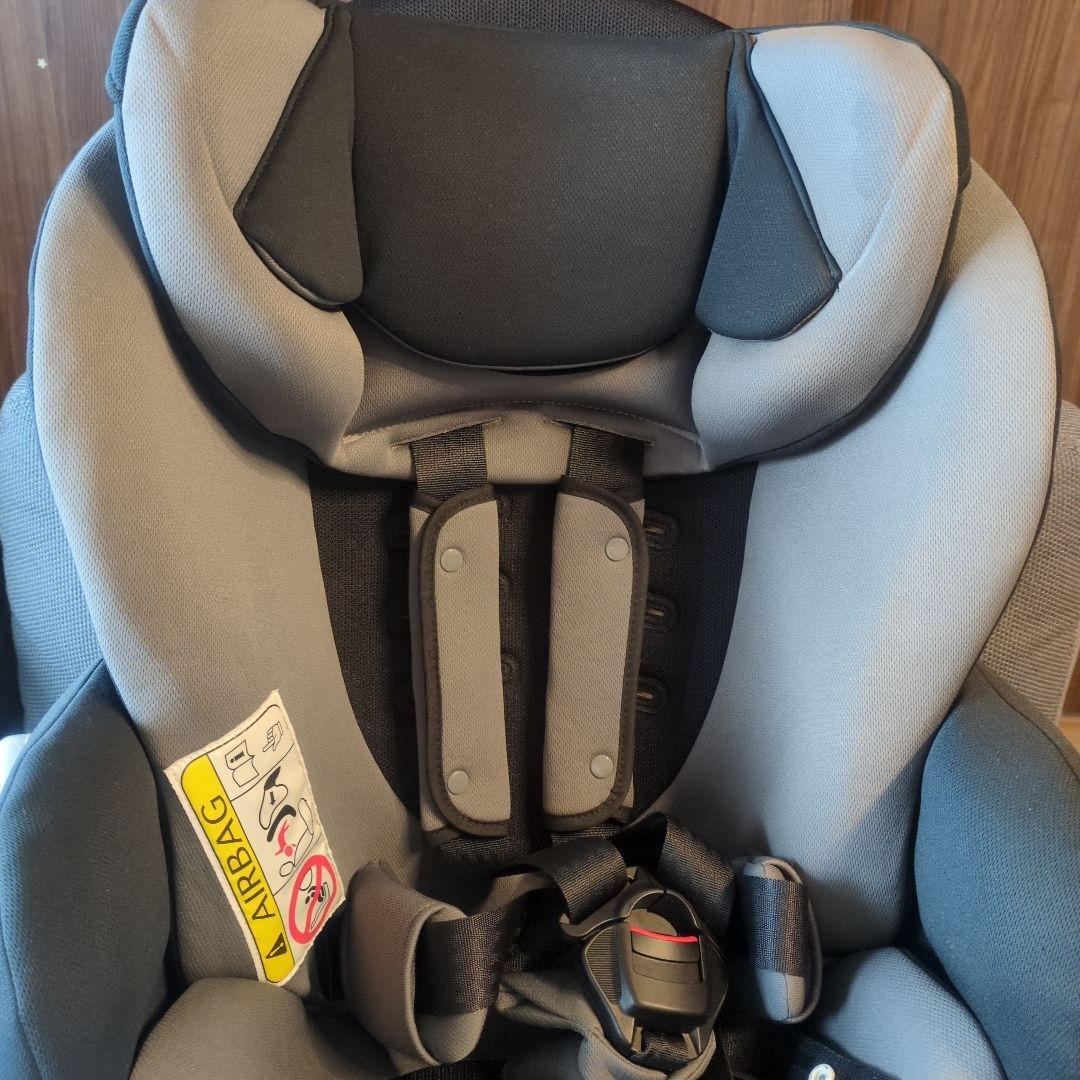 アップリカ ディアターンプラス AB グレー　チャイルドシート