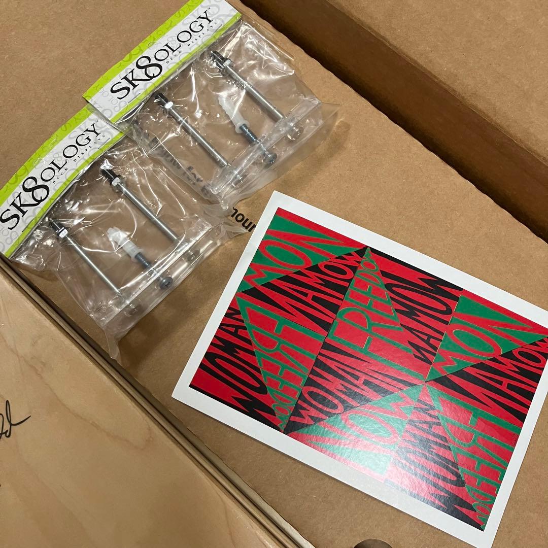 新品 MoMA ニューヨーク近代美術館 フェイスリングゴールド スケートボード