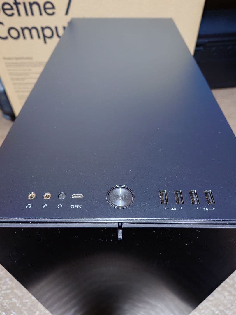 Fractal Design　Define 7