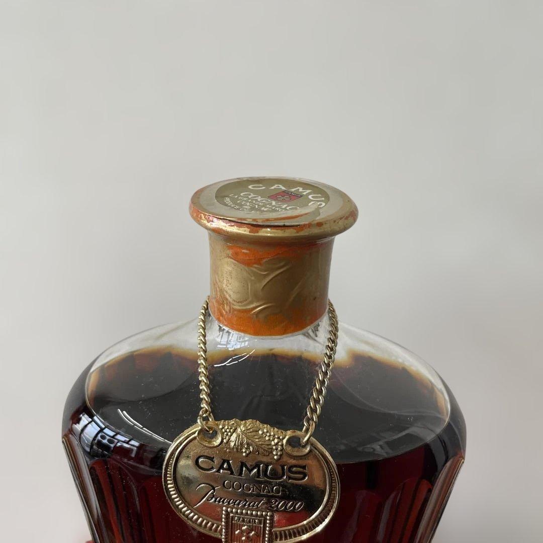 カミュ　コニャック　バカラ2000ギフトボックス 未開封