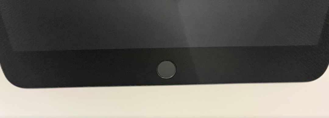 【即利用可】Apple iPad 32GB 本体 充電器付 第7世代 Wi-Fi