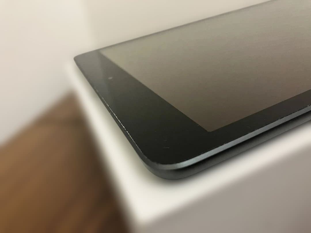 【即利用可】Apple iPad 32GB 本体 充電器付 第7世代 Wi-Fi