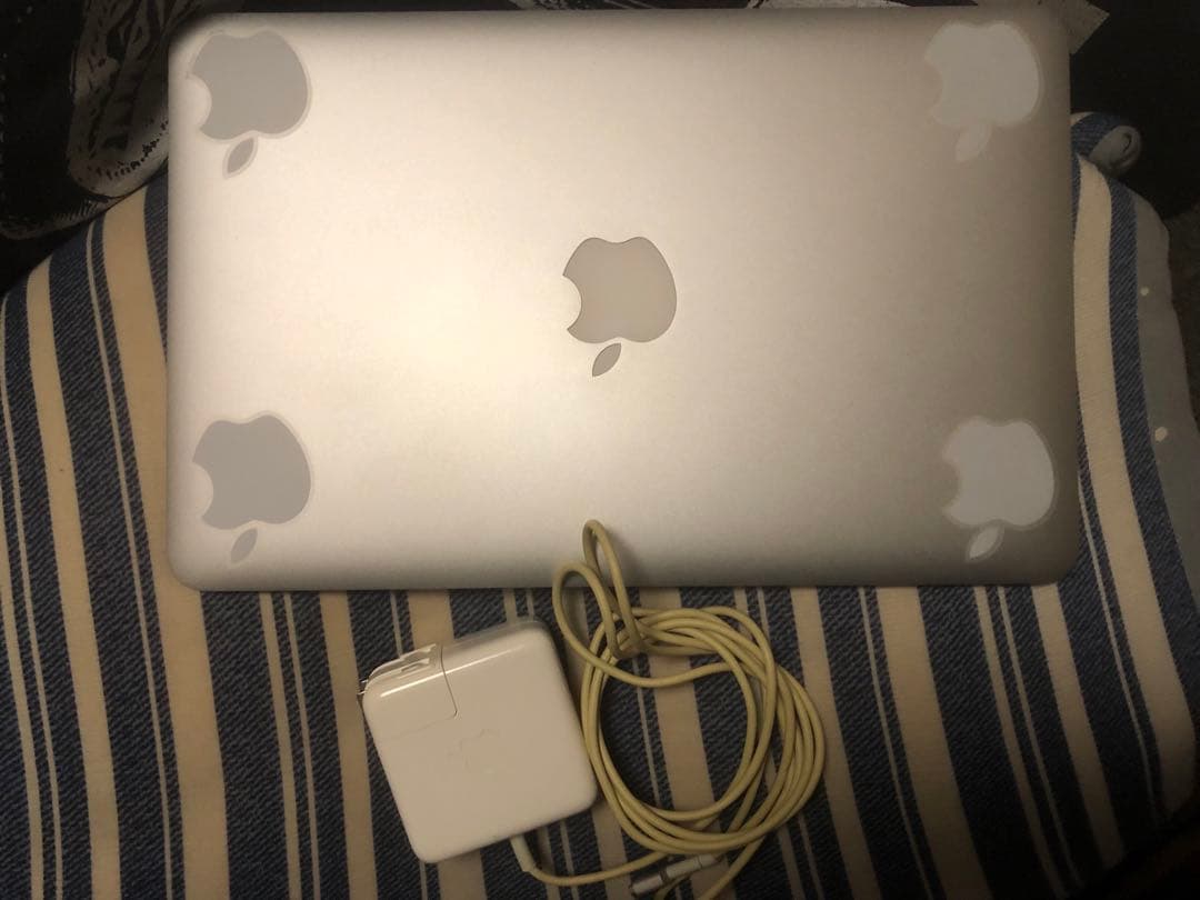 MacBook Air(11-inch, Early 2015)i7&一台限定品