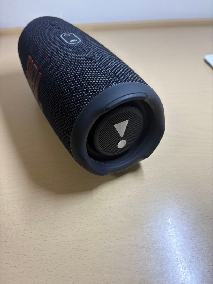 JBL ワイヤレススピーカー charge5 ブラック　防水機能付き