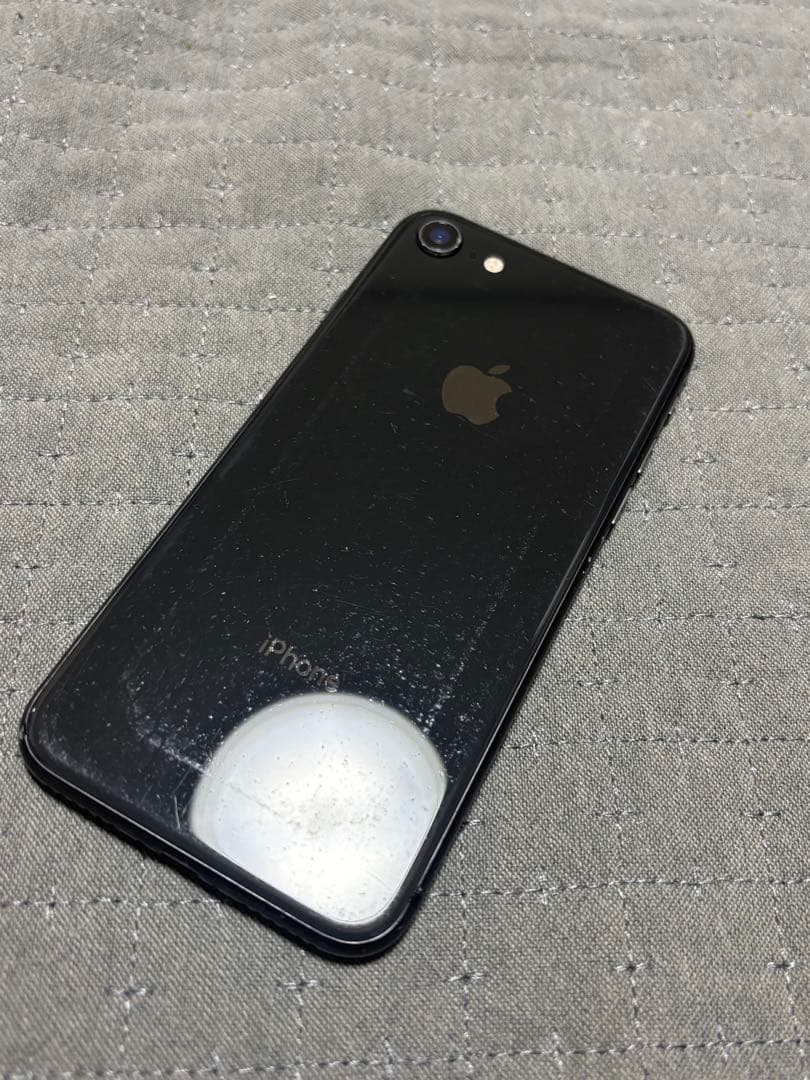 Apple iPhone 8 スペースグレー 本体