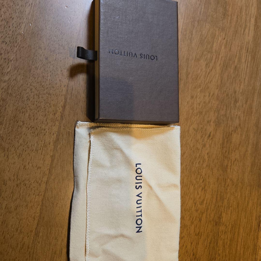 LOUIS VUITTON ミュルティクレ6連キーケース