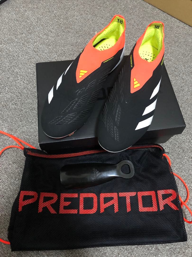 Adidas Predator サッカースパイク 24.5