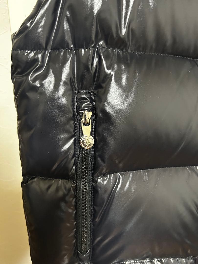 【美品】PYRENEX ブラック ダウンベスト M