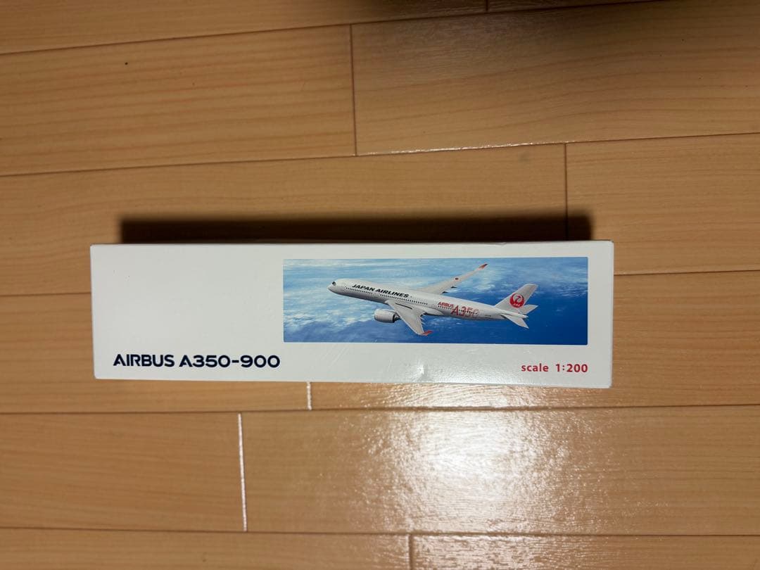 航空機・ヘリコプター JAPAN AIRLINES AIRBUS A350-900 1:200