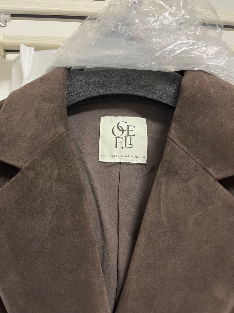 collab スエードライクオーバージャケット　チャコールブラウン マフラー付き