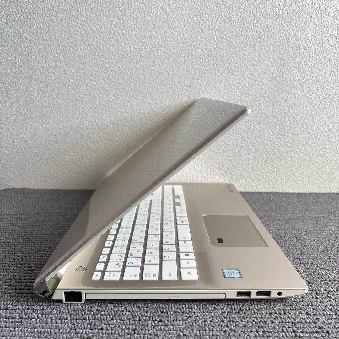 東芝dynabook T55/FGD i5-8250Uメモリ8GB #5839