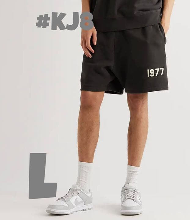 エッセンシャルズ 1977 ブラック スウェット ハーフ パンツ L