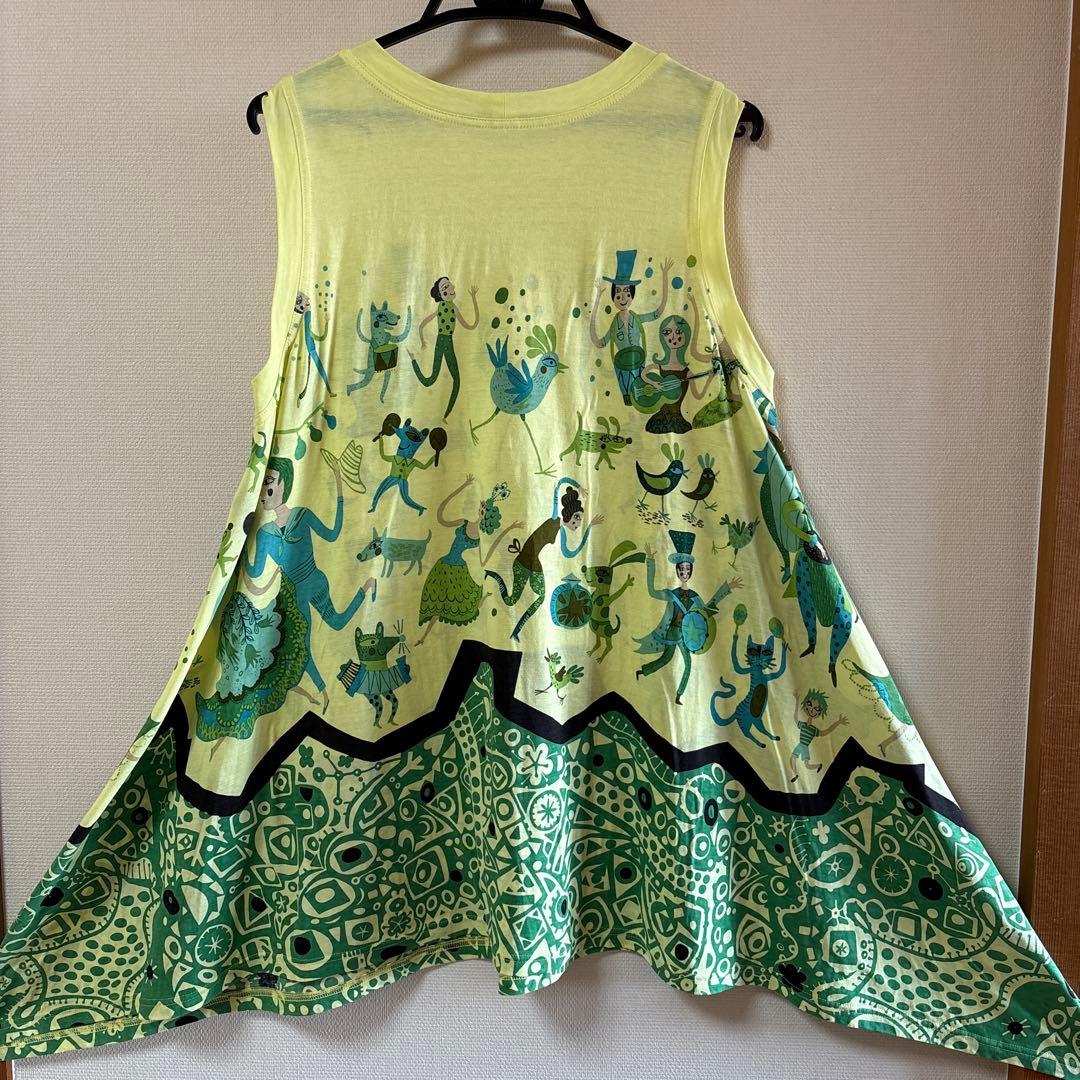 【美品】✨トクコプルミエヴォル✨ウルグアイのカーニバルノースリーブチュニック❤️❤️