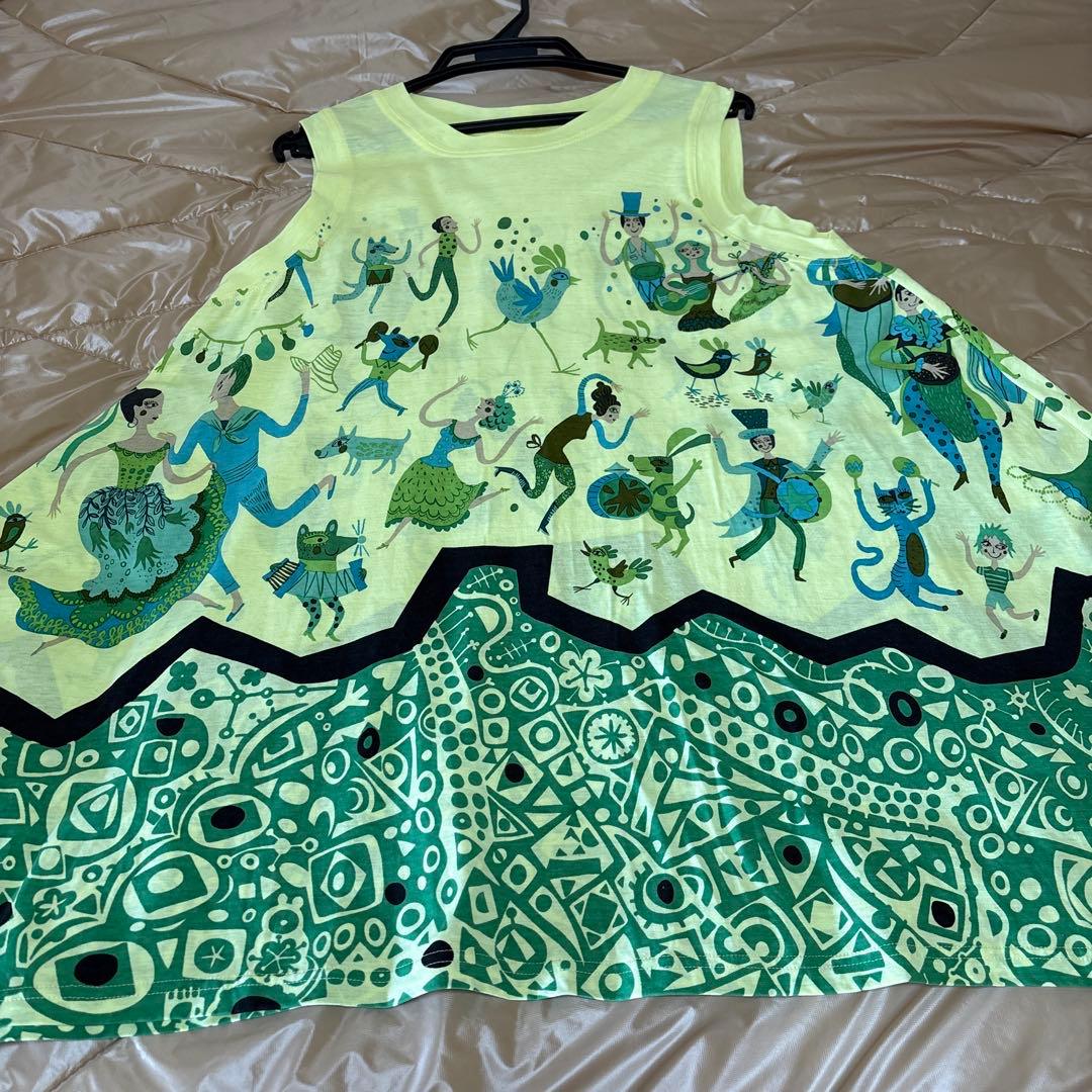 【美品】✨トクコプルミエヴォル✨ウルグアイのカーニバルノースリーブチュニック❤️❤️