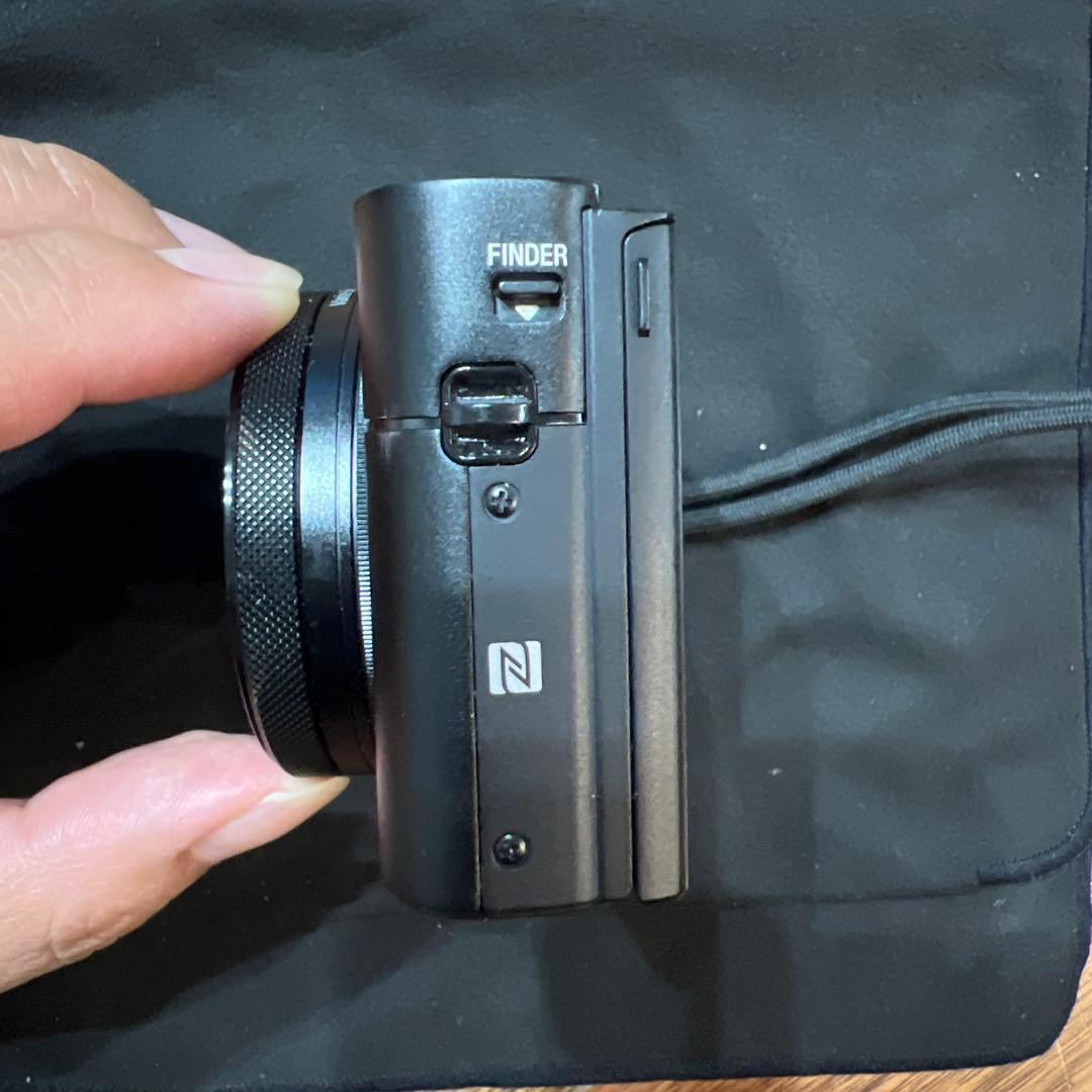 デジタルカメラ RX100m5a