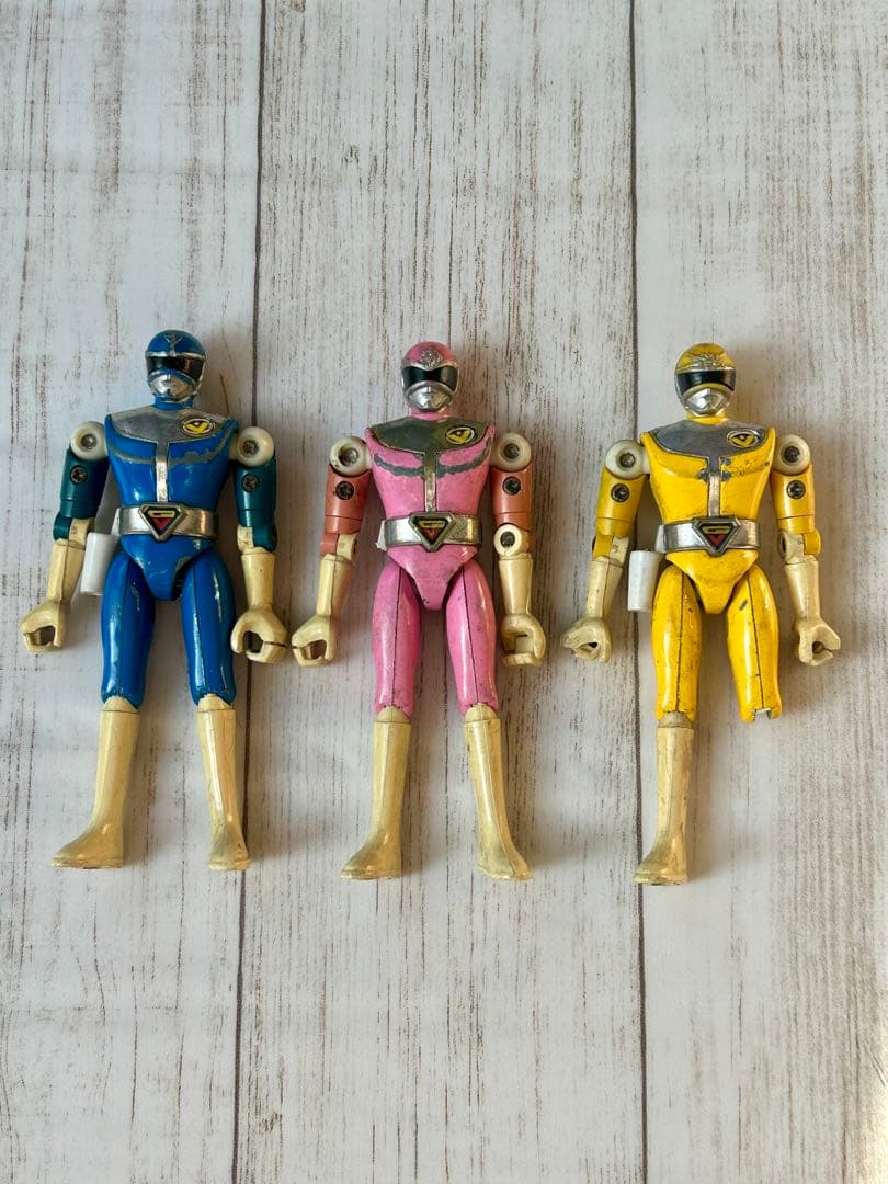 フィギュアセット　1982年大戦隊ゴーグルファイブ3体