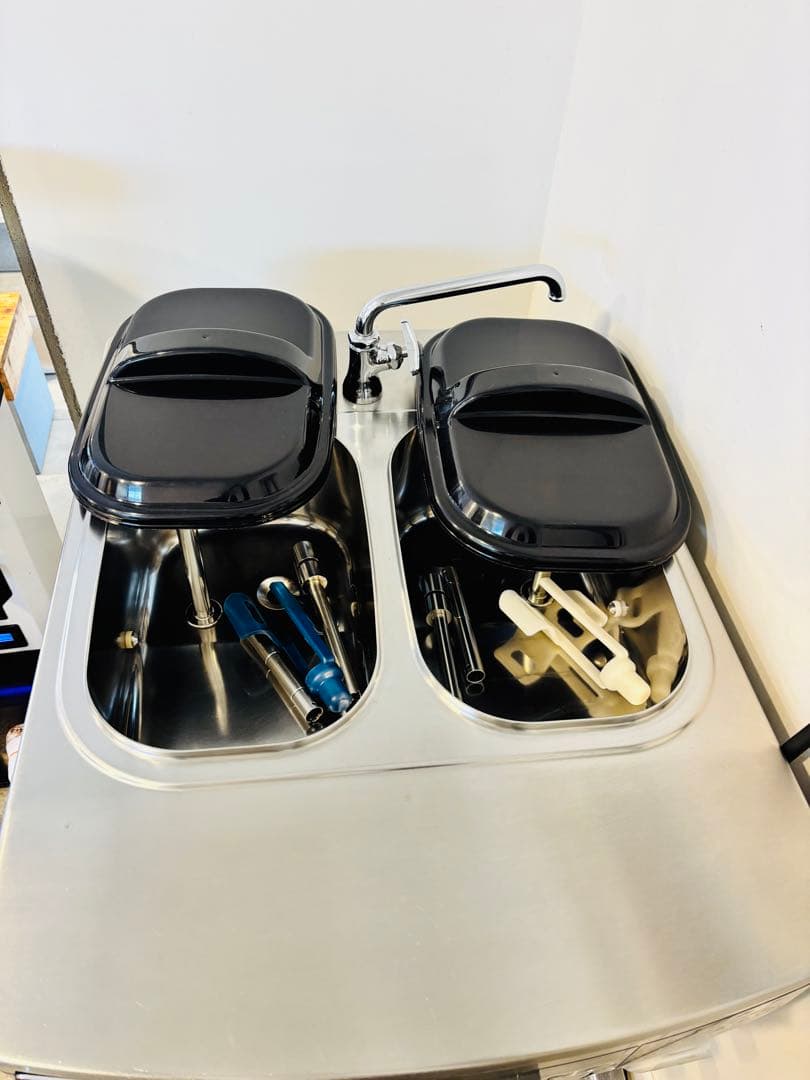 日世ソフトクリームサーバーNA-6448WE型（自動殺菌）