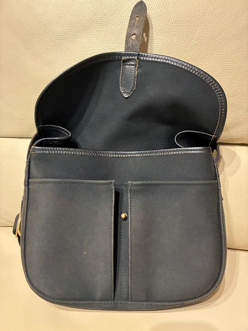 Brady ブレディ　ショルダーバッグ