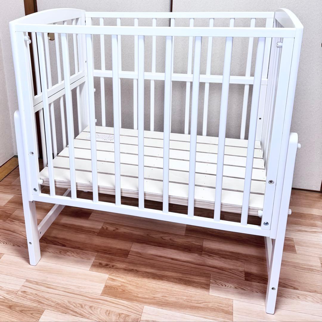 ホワイト木製ベビーベッド　ノモック　Wオープンハイタイプミニベビーベッド　WH