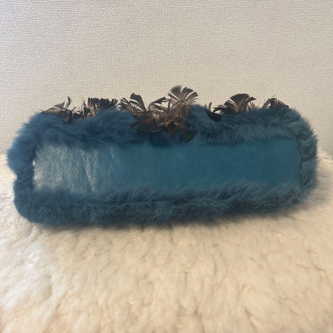 ビーズ装飾クラッチバッグ