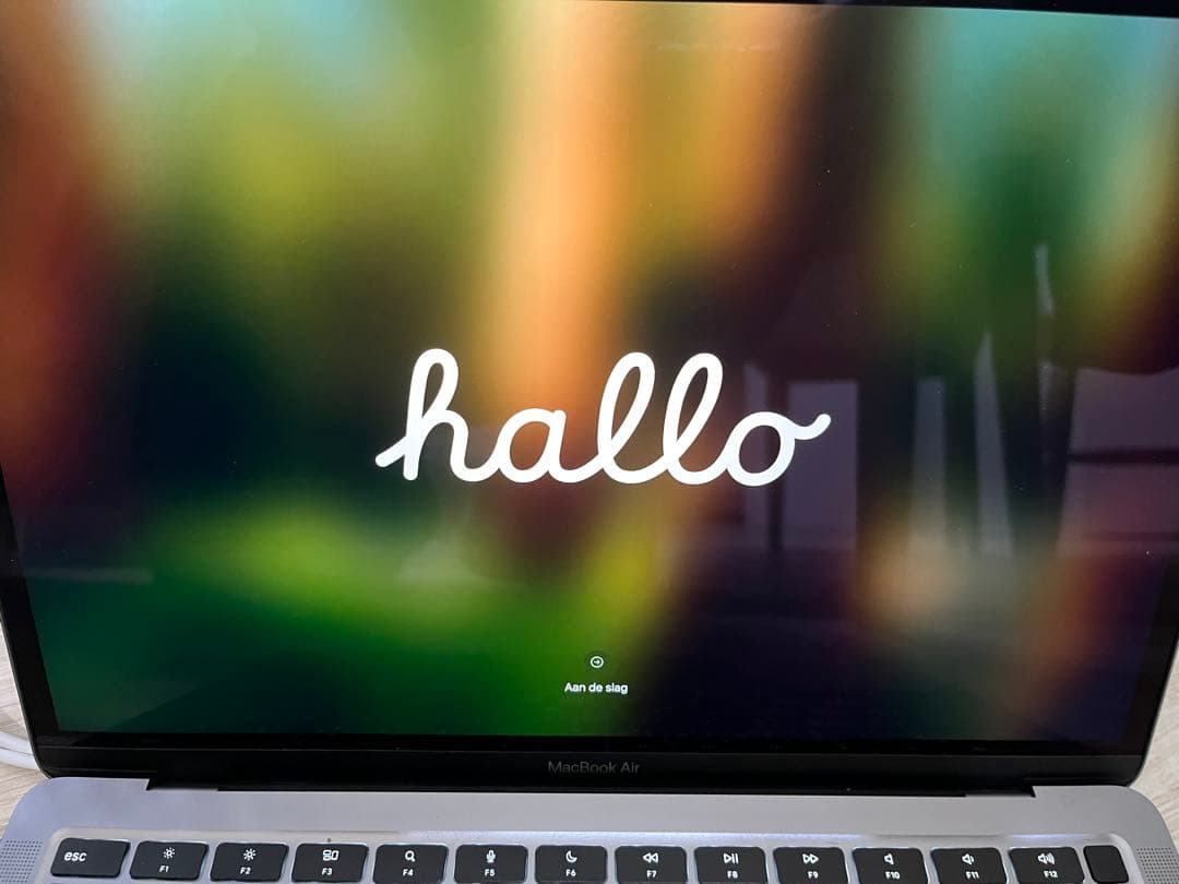 Macbook Air 13インチ 本体