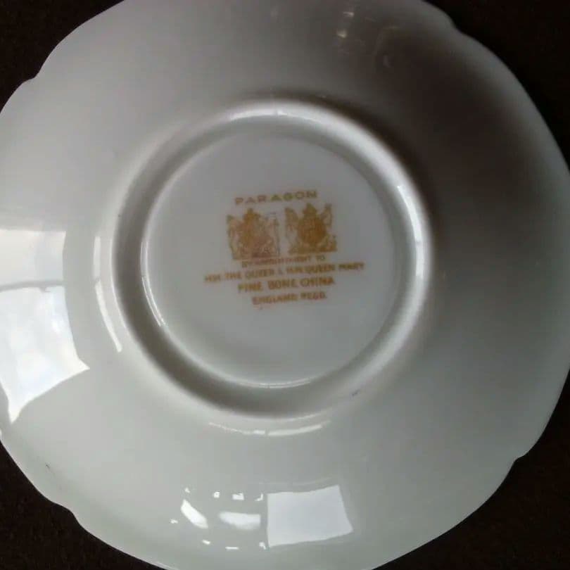 専用 イギリス パラゴン 1950年代 コ—ヒ—カップ＆ソ—サ—２客セット